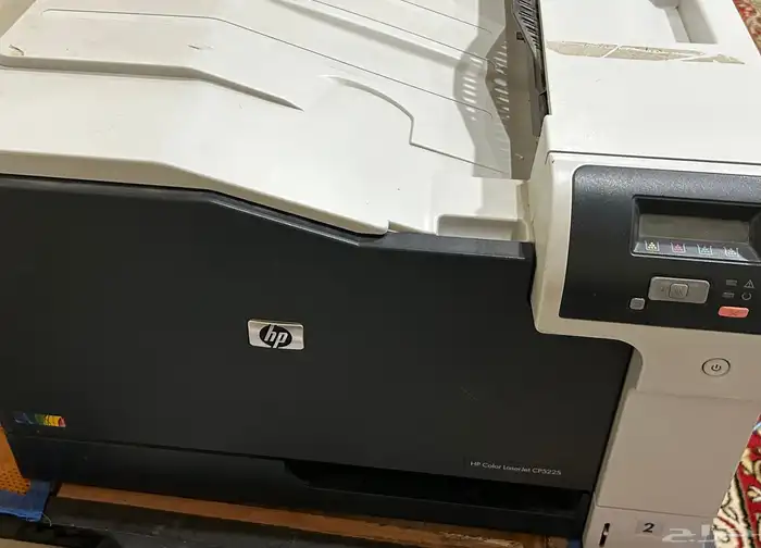 طابعه HP تقريبا جديده ناقصها تقريبا 3 احبار وممتازه 7