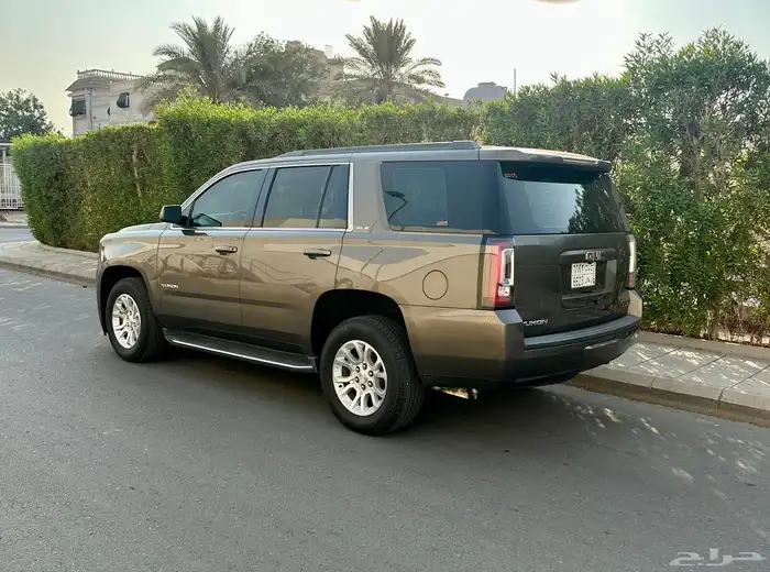 يوكن قصير 2016 SLE 3