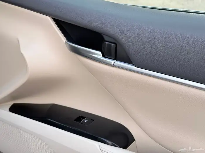 كامري قراندي موديل 2020 V6 عداد 41 الف 22