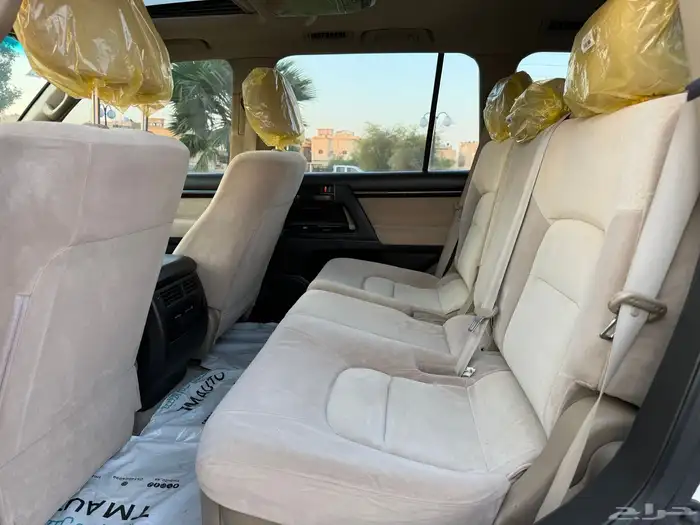 تويوتا لاندكروزر GXR 2009 فل كامل V8 سعودي 24