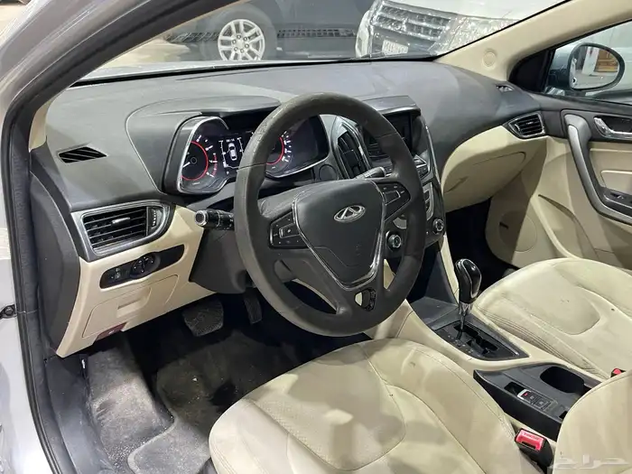 شيري اريزو5موديل 2023 7