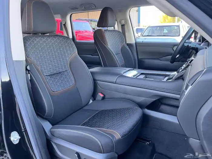 نيسان باترول XE موديل 2025 13