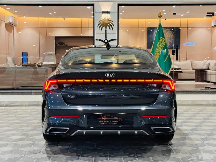 كيا 5 فل كامل نظيف جدا بطاقه جمركيه 5