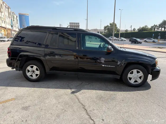 للبيع بليزر يحمل لوحه مميزه 3