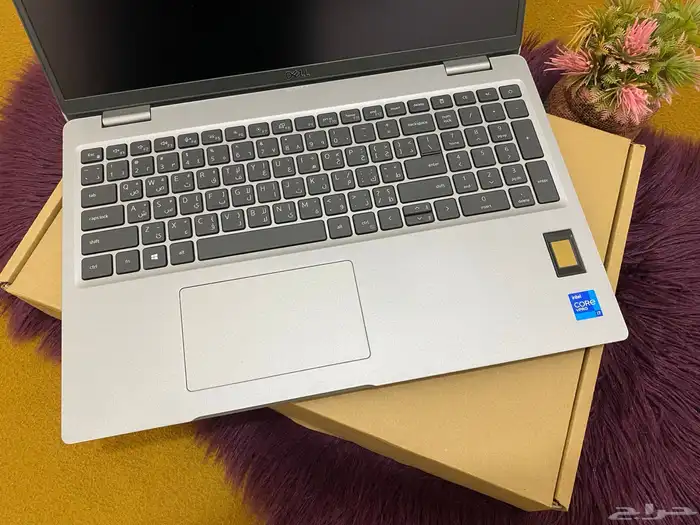 لابتوب Dell precision 3560 شاشه لمس كور i7 رام 32 جيجا 9
