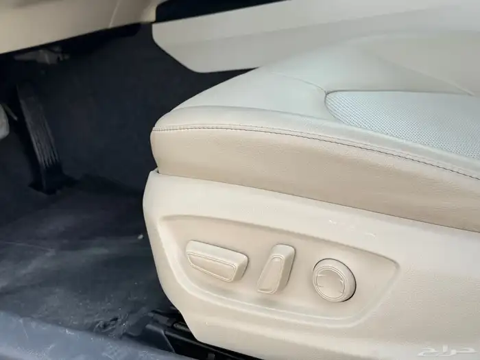 كامري قراندي موديل 2020 V6 عداد 41 الف 8