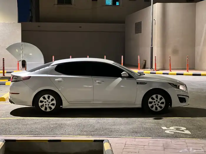 كيا اوبتيما 2015 لون ابيض منوة المستخدم ماشاءالله 2