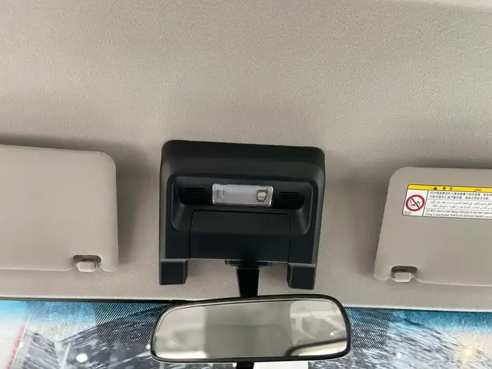 تويوتا شاص سلق بريمي قير اتوماتيك بنزين دفلك 2025 فل 10