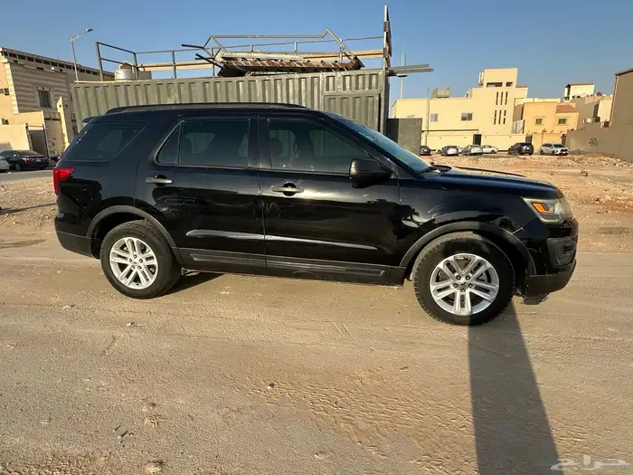 إكسبلورر أسود 2016 ستاندر بدون دبل ماشي حوالي 292 ألف 4