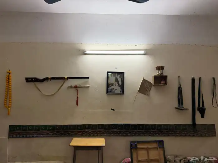 اغراض تراثية وقديمة للبيع 5