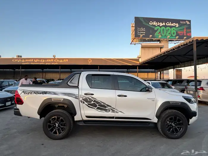 تويوتا هايلوكس 2023 4