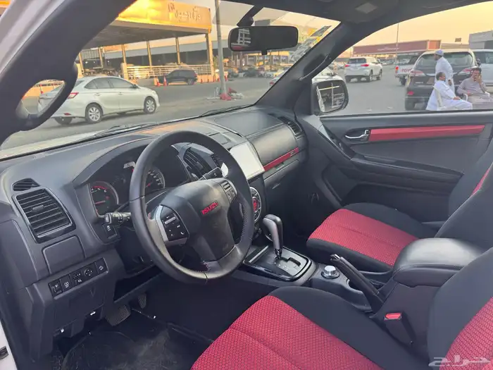 اسوزو ديماكس 2020 GT فل كامل بلد 11