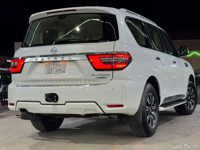 نيسان باترول موديل 2023 ( بحالة الوكالة ) 7