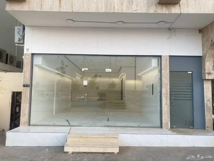 محل للايجار طريق الهجرة الرئيسي 9