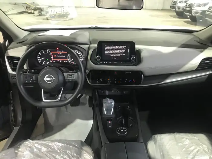 نيسان اكس تريل7 مقاعد بدون دبل ودبل 2026 و 5 مقاعد بدون دبل 17