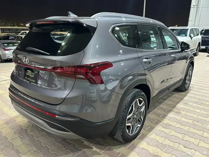 هونداي سنتافي موديل 2023 نص فل 4 سلندر 29