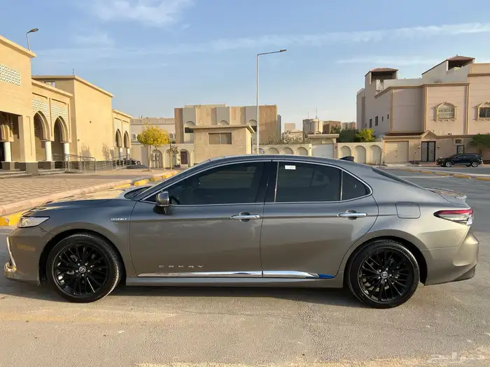 كامري جراندي هايبرد 2024 ( شبه جديد ) 4