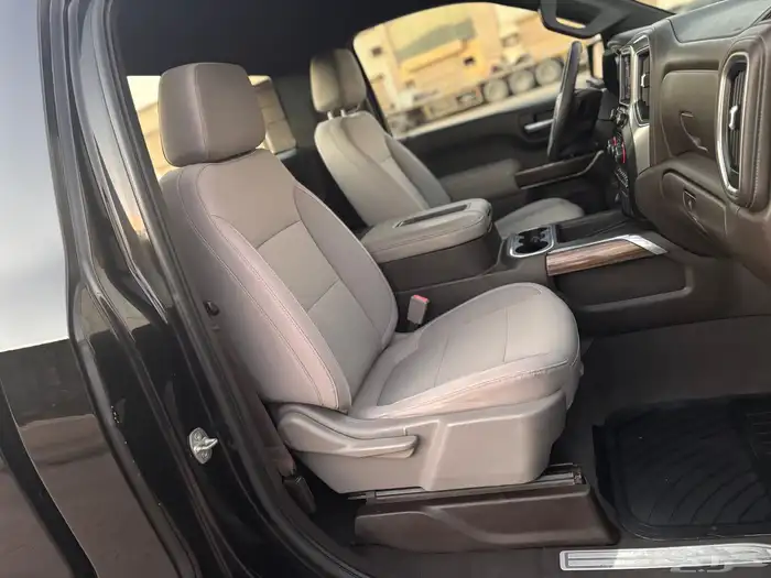 سلفرادو تريل بوس 2020 عداد 71 الف KM 20