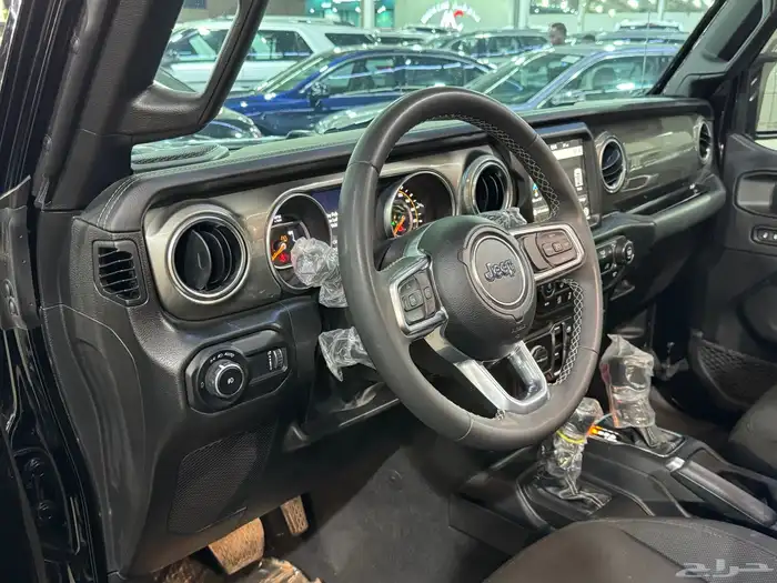 جيب رانجلر صحارى موديل 2023 ( بحالة ممتازة ) 14