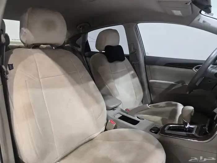 نيسان سنترا موديل 2015 بحالة ممتازة 6