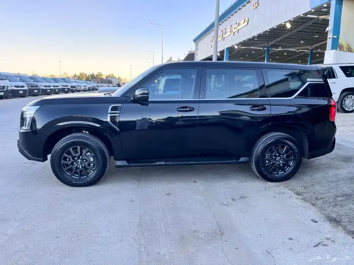 نيسان باترول XE موديل 2025 3