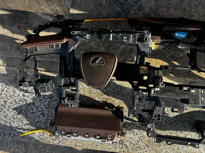 كيا هيونداي لكزس تويوتا كامري 2