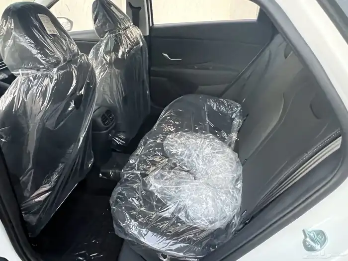 النترا 2025 كمفورت ابيض ( اصفار) 15