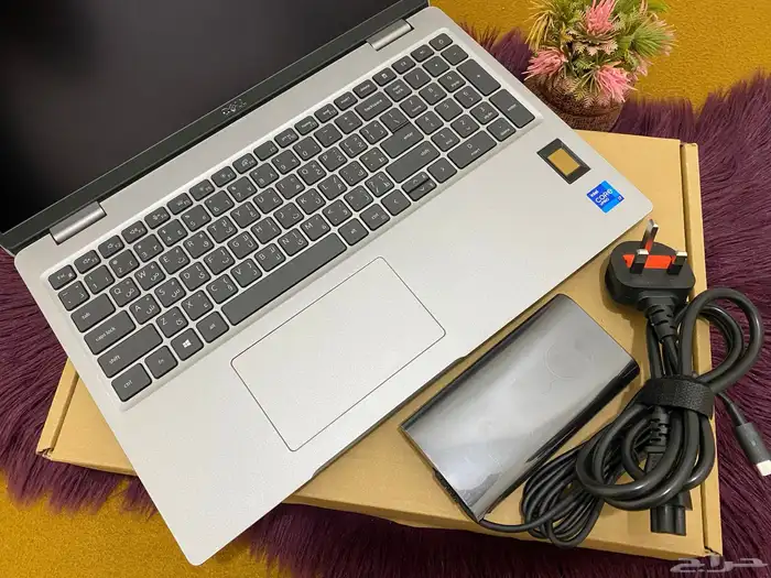 لابتوب Dell precision 3560 شاشه لمس كور i7 رام 32 جيجا 22
