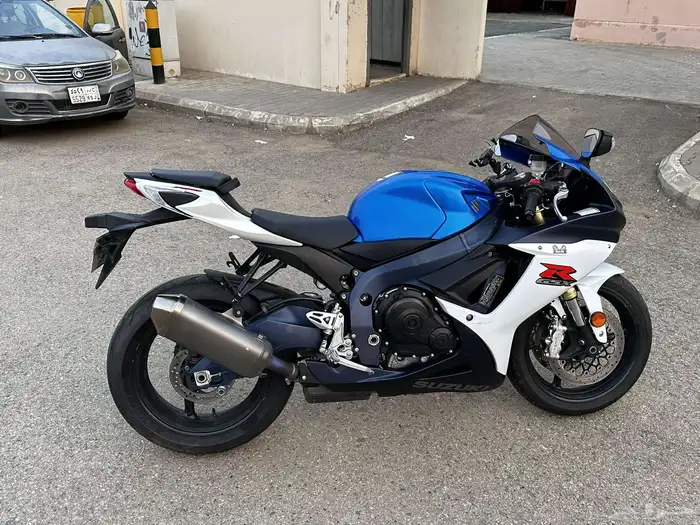 ريس سوزوكي 750cc 4