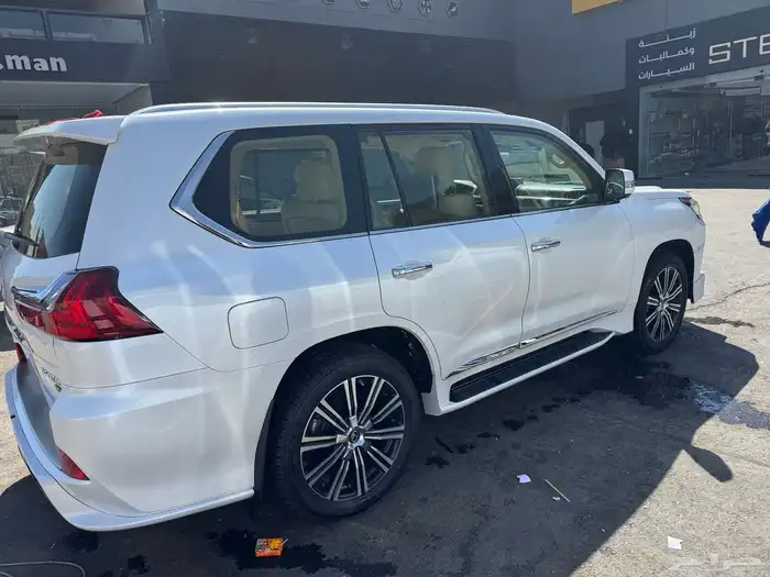 لكزس 2019 ابيض قمة في النظافة 4