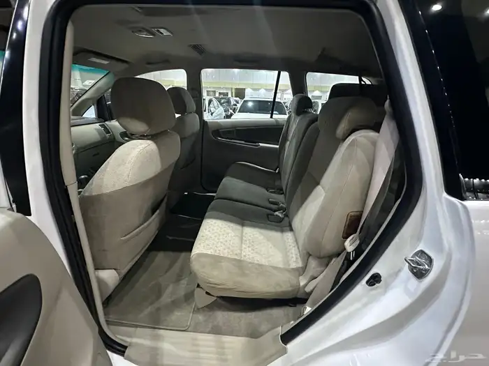 تويوتا انوفا موديل 2015 استاندر 7