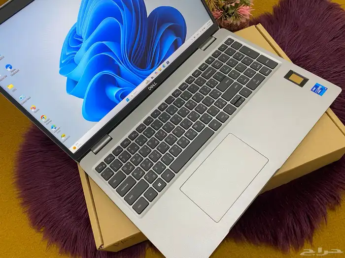 لابتوب Dell precision 3560 شاشه لمس كور i7 رام 32 جيجا 12