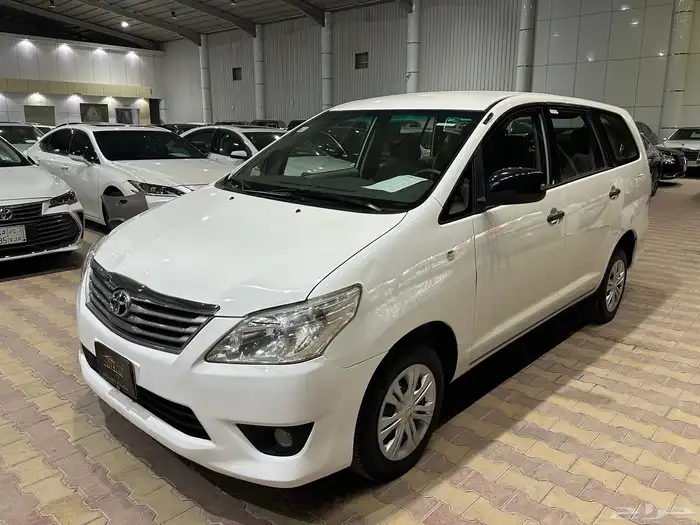 تويوتا انوفا موديل 2015 استاندر 1