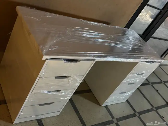 طاوله قيمنق يوجد توصيل 0