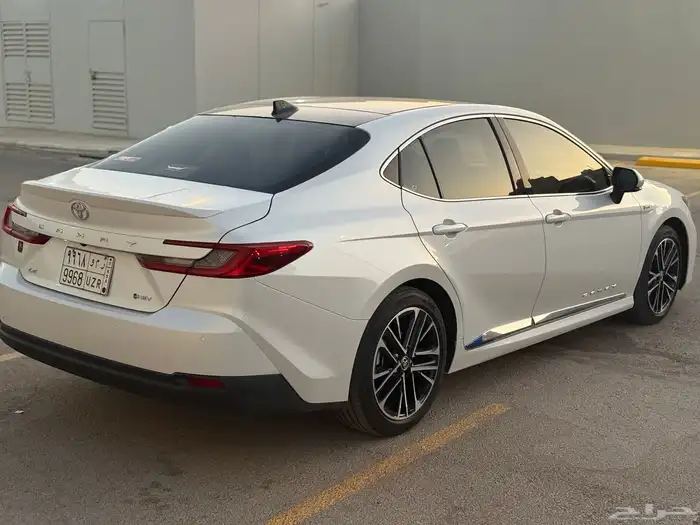 كامري (( LE هايبرد فل كامل )) مالك اول 6