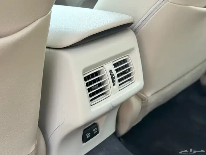 كامري قراندي موديل 2020 V6 عداد 41 الف 31