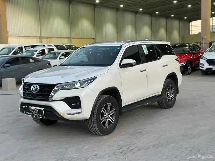 تويوتا فورتشنر 6 سلندر VX 2022 3