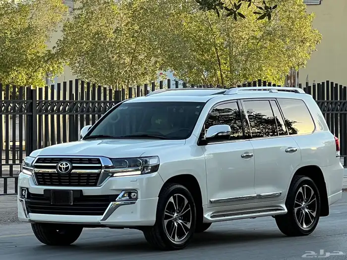 تويوتا لاندكروزر 2021 تورنج V6 سعودي 8