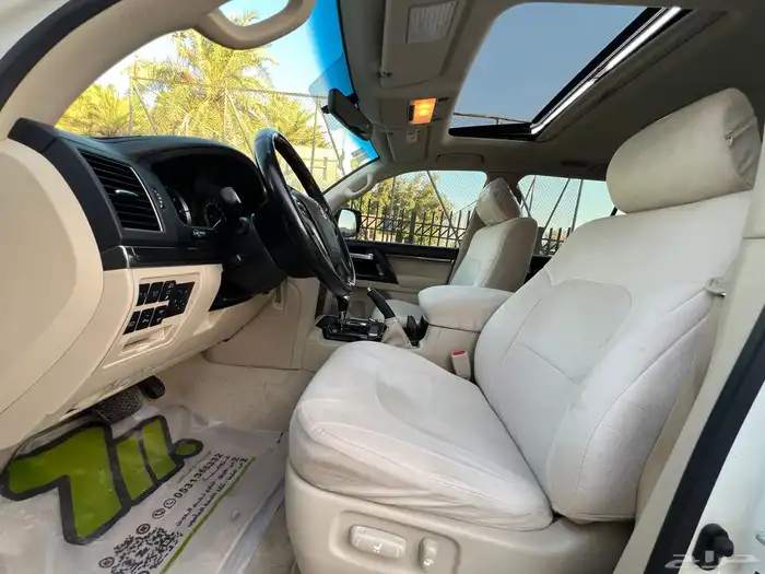 تويوتا لاندكروزر 2021 تورنج V6 سعودي 15