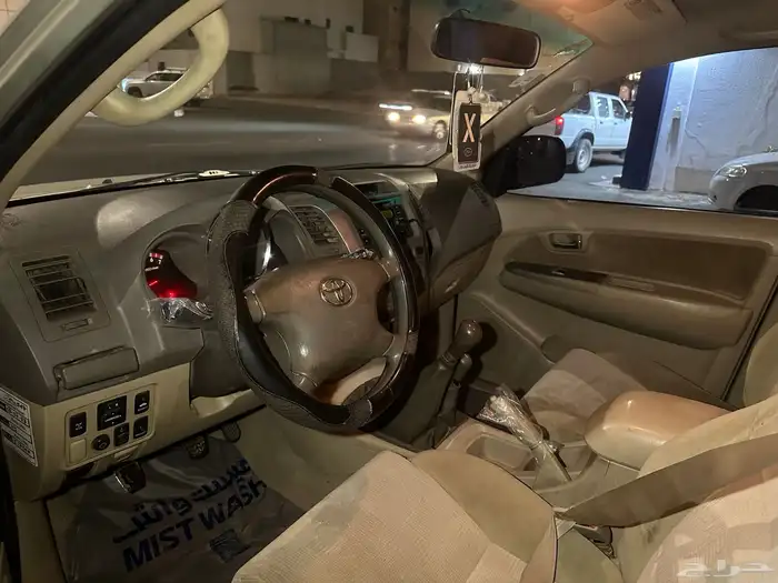 فورتشنر 2007 للبيع شبة مخزن 6