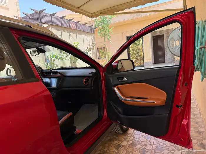 شيري تيجو 2 المديل 2022 وارد اليمني اللون الأحمر بدي وكالة 52