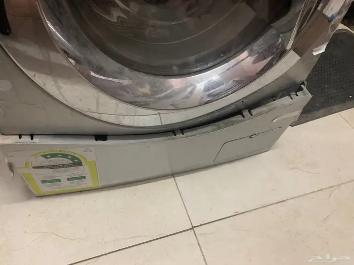 غساله ال جي مستعمله وقلاية هوائية وسرير 1