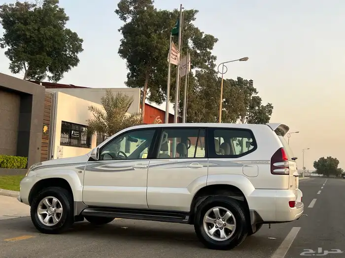 تويوتا برادو 2009 (أربعه سلندر ) بدي وكاله نظيف جدا 13