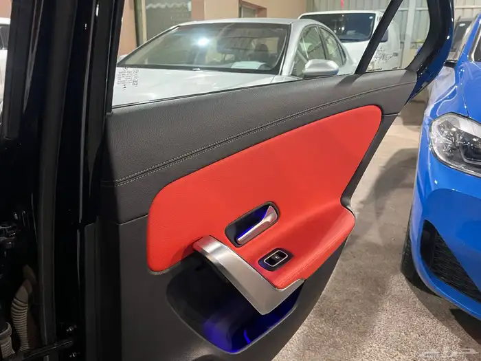 مرسيدس A200 موديل 2024 عداد 52 الف AMG 43