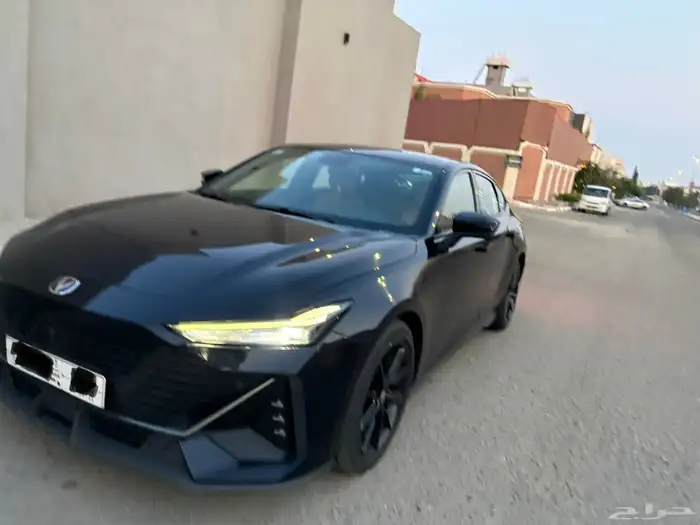 شانجان يوني في Changan UNI-V 2023 1