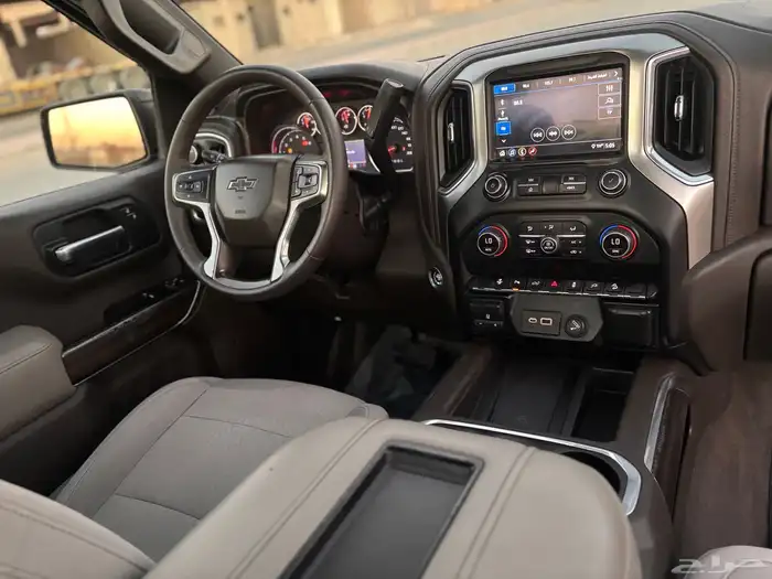 سلفرادو تريل بوس 2020 عداد 71 الف KM 22