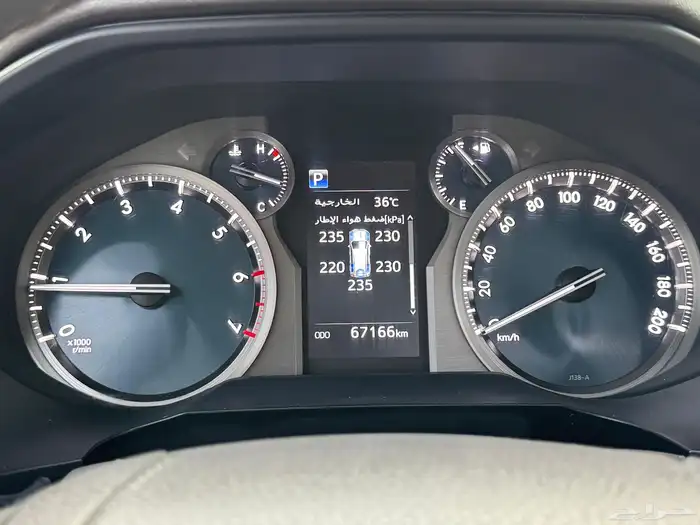 تويوتا برادو 2020 فل كامل VX 23