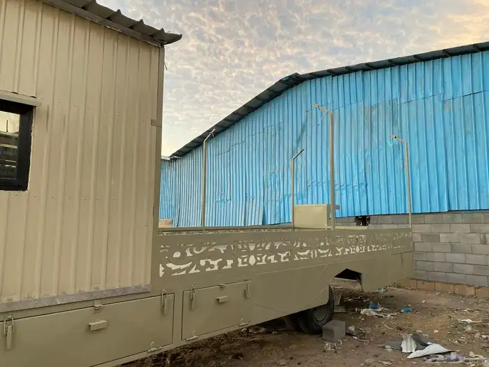 غرفة مع عرزالة 8