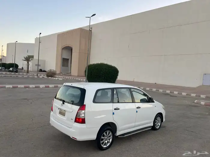 انوفا 2012 للبيع 14