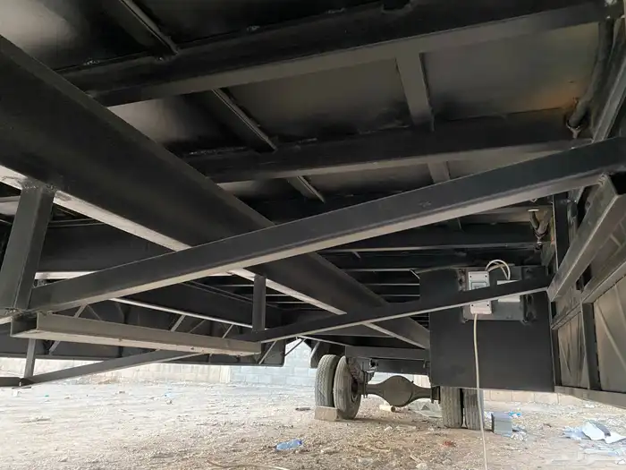 غرفة مع عرزالة 10